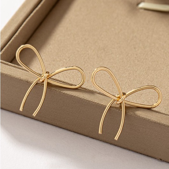 Gold Bow Stud Earrings - Picture 4 of 4